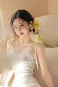 捷克网红els的做品原名钟天然出生于1962年8月